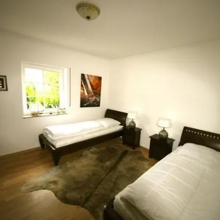 Traumferienhaus Mit Ostseeblick Mit Sehr Grossem Wohnbereich In Idyllischer Lage In -rugen- * Vieregge
